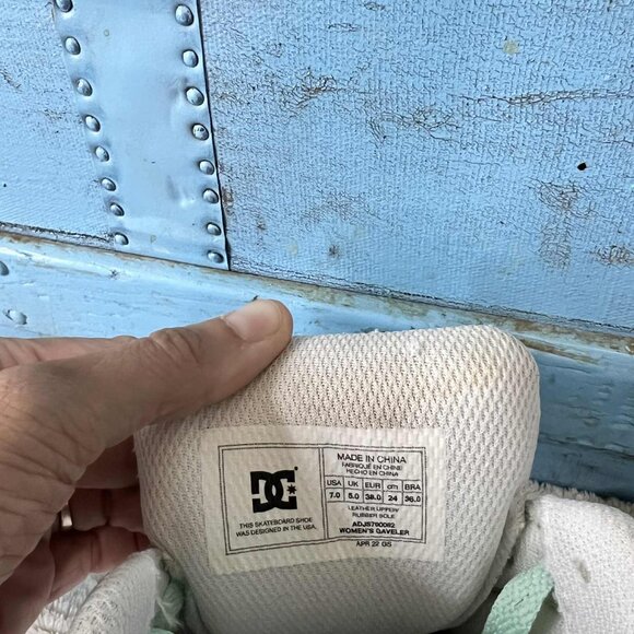 DC Mint Skater Shoes Size 7 - Picture 3 of 10